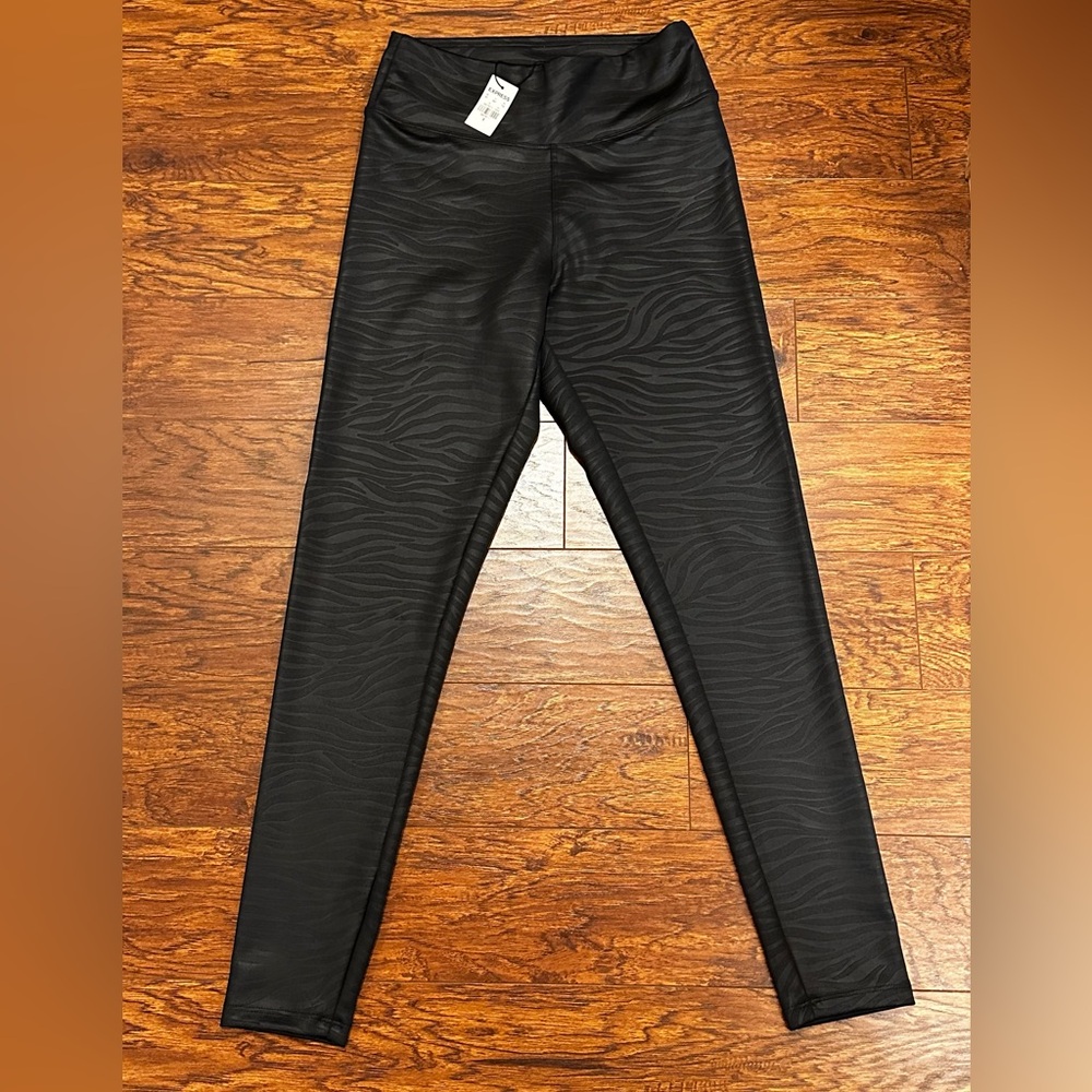 Express Black Zebra Pattern Leggings, NEW